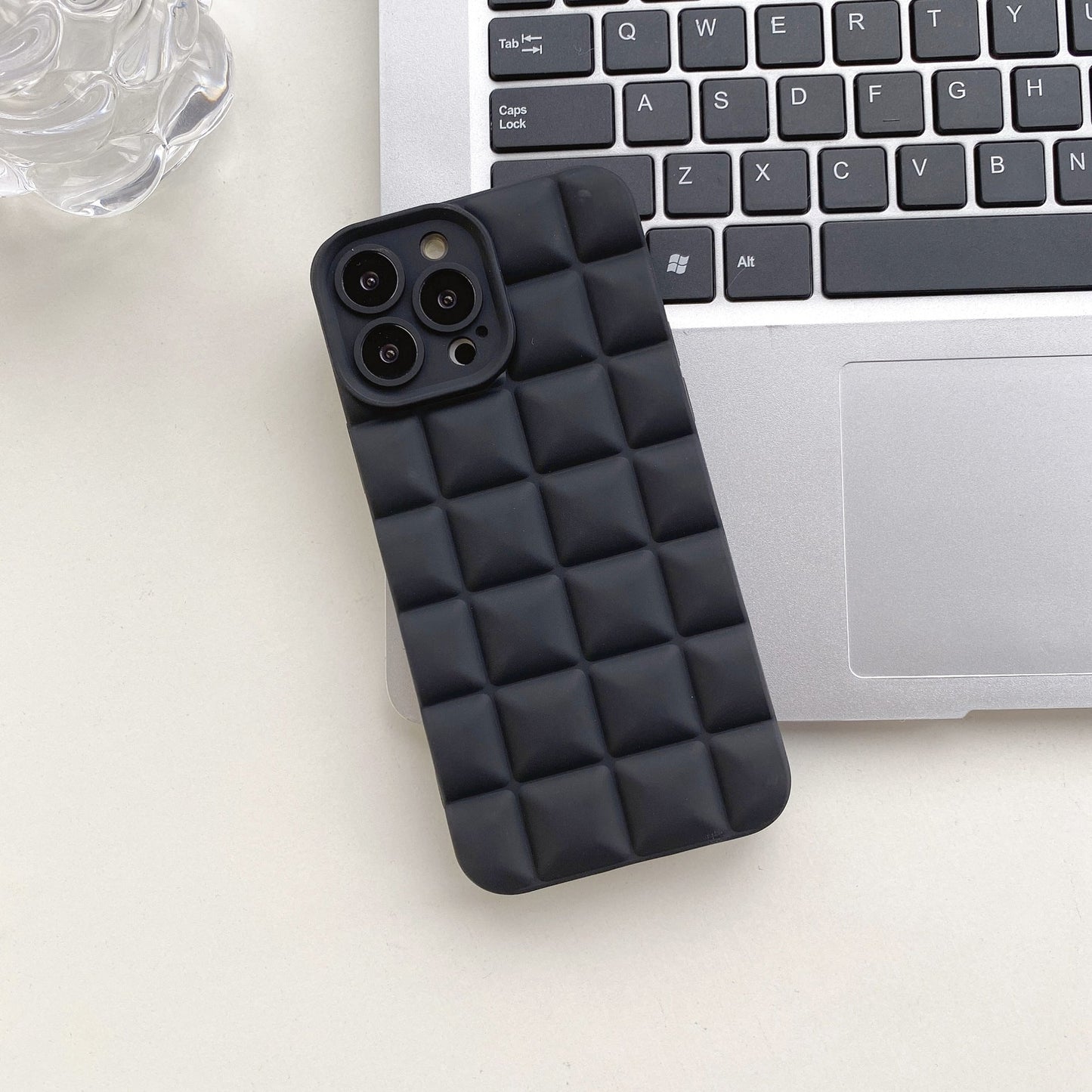 Stylish Lattice Phone Case - Durable, Protective, & Modern Design for Your Device